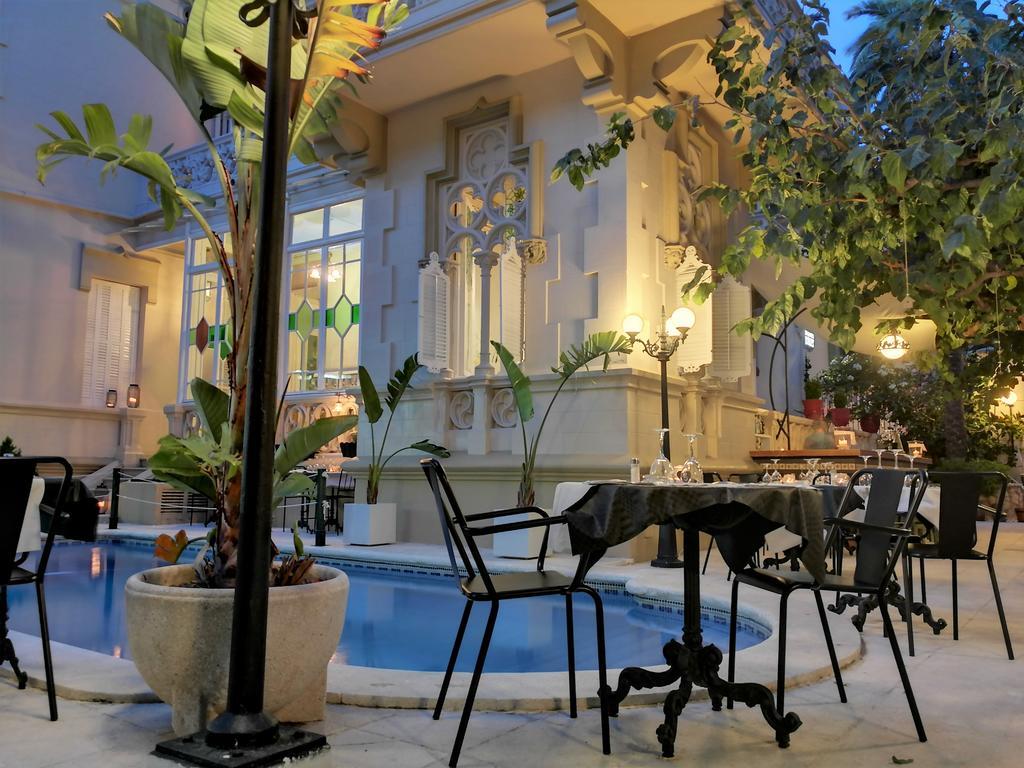 סיטגס Hotel El Xalet מראה חיצוני תמונה